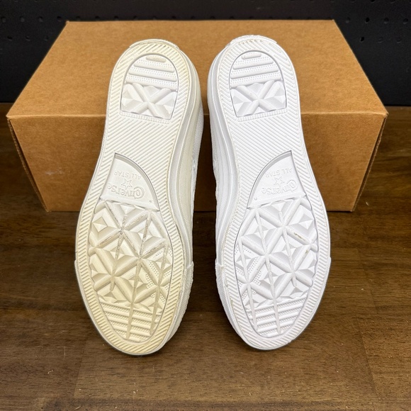 Used W/O Box! Womens Converse Chuck Taylor All Star Ox Leather White Size 6 - Picture 5 of 6